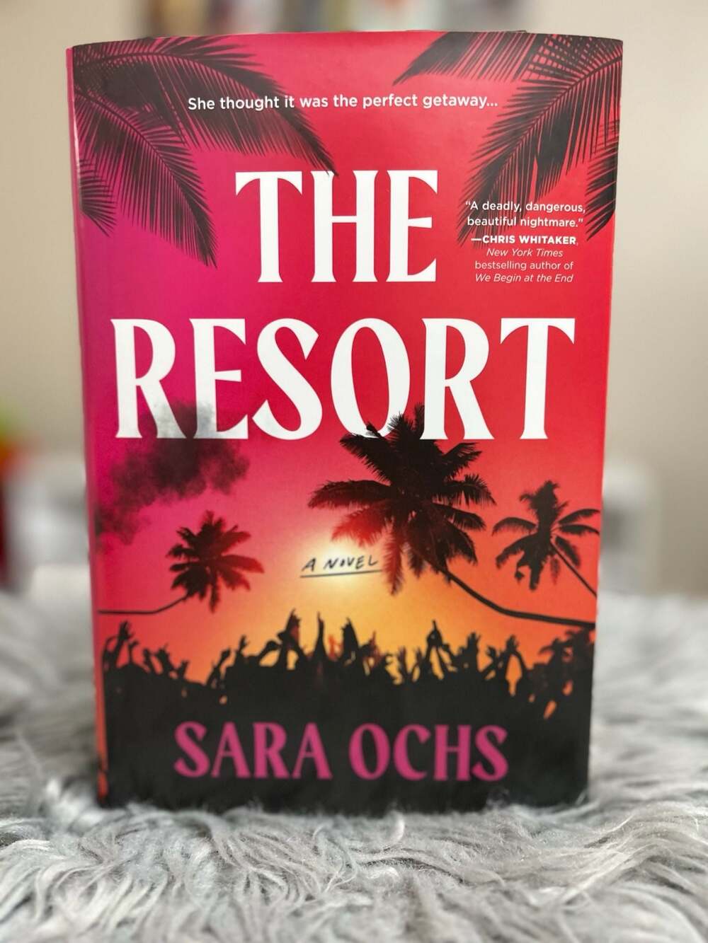 The Resort - by Sara Ochs (Paperback) : ,